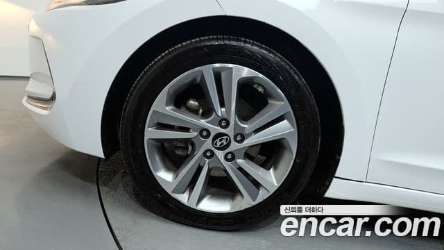 Hyundai Avante AD 1.6 GDI Value Plus, 2017 все фото