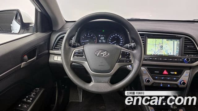 Hyundai Avante AD 1.6 GDI Value Plus, 2017 13