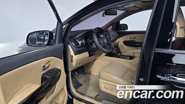 Kia The / новый New Carnival Prestige, 2019 10