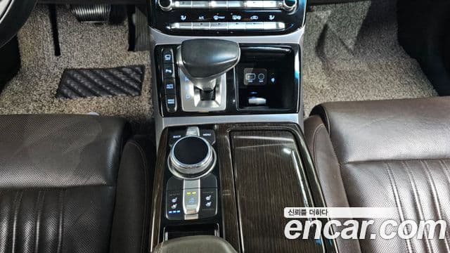 Genesis EQ900 Luxury, 2016 9