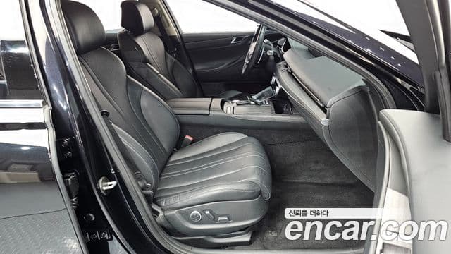 Genesis G80 (RG3) бензин 2.5 турбо 2WD, 2021 10