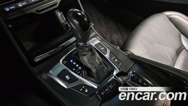 Hyundai Grandeur HG Modern, 2015 9