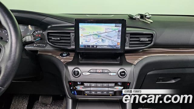 Ford Explorer 6세대 2.3 Limited 4WD, 2020 14