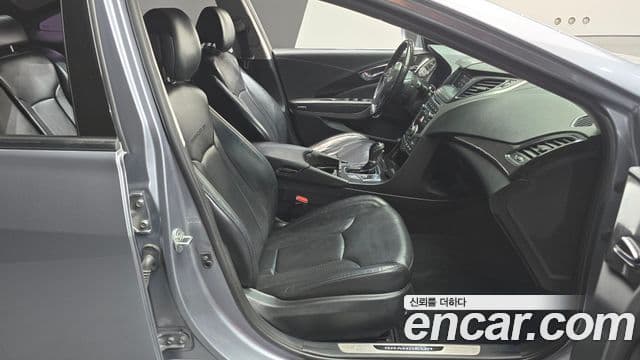 Hyundai Grandeur HG Modern, 2016 10