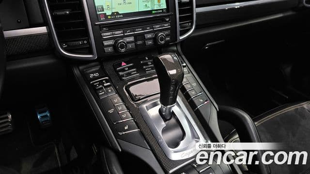 Porsche New Cayenne 958, 2013 9