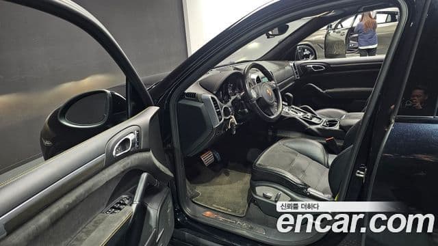 Porsche New Cayenne 958, 2013 11