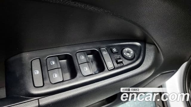 Hyundai Venue Modern, 2020 19