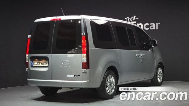 Hyundai Staria Modern, 2025 2