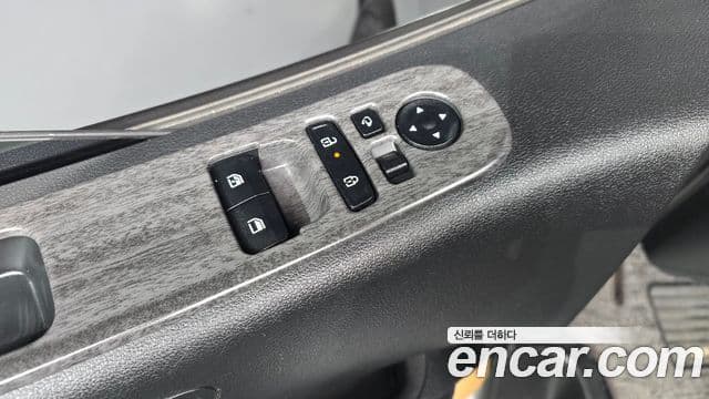 Hyundai Staria Modern, 2025 18