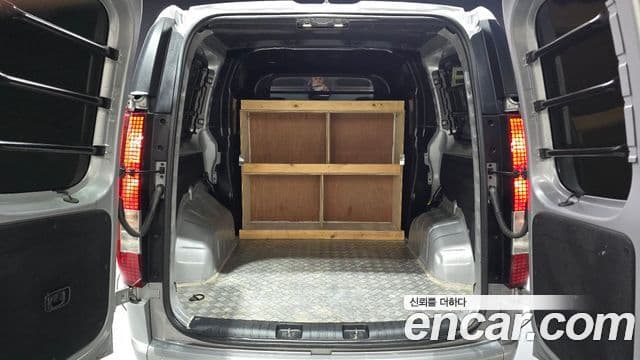 Hyundai Staria Modern, 2025 20