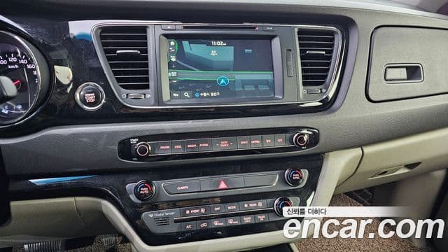 Kia All New Carnival Noblesse, 2016 14