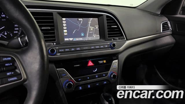 Hyundai Avante AD Modern, 2016 14