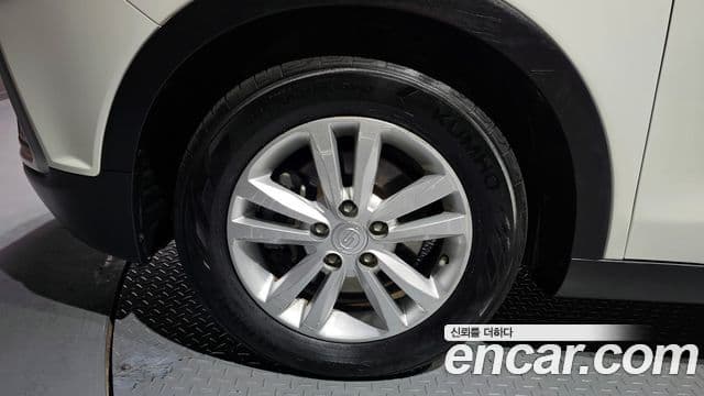 KG모빌리티(SsangYong) Tivoli Air дизель AX 2WD, 2016 все фото