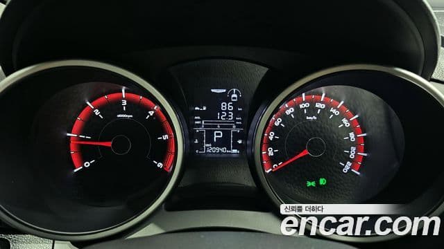 KG모빌리티(SsangYong) Tivoli Air дизель AX 2WD, 2016 8