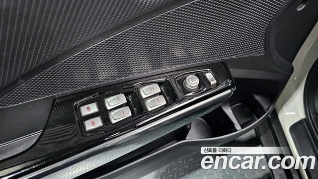 KG모빌리티(SsangYong) Tivoli Air дизель AX 2WD, 2016 19