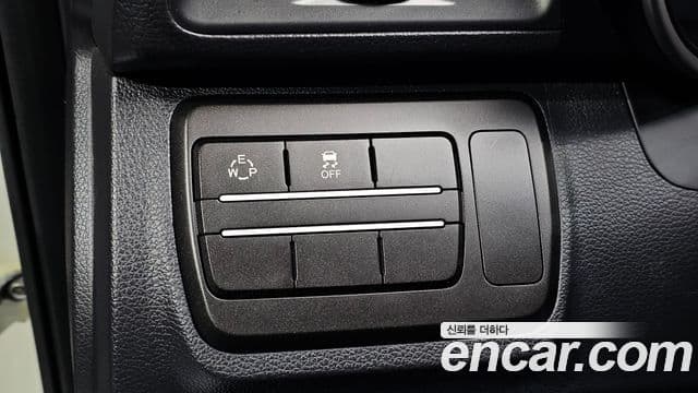 KG모빌리티(SsangYong) Tivoli Air дизель AX 2WD, 2016 20