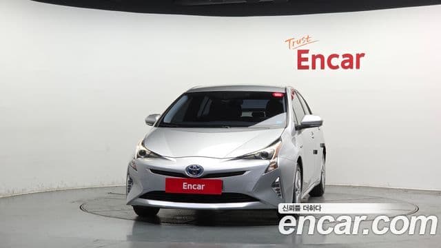 Toyota 프리우스 4세대 1.8 E, 2018 3