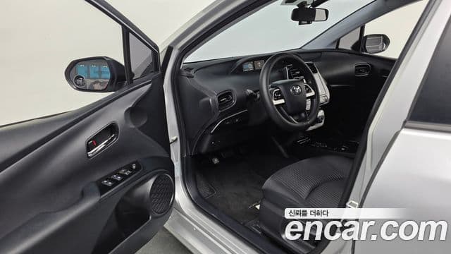 Toyota 프리우스 4세대 1.8 E, 2018 10