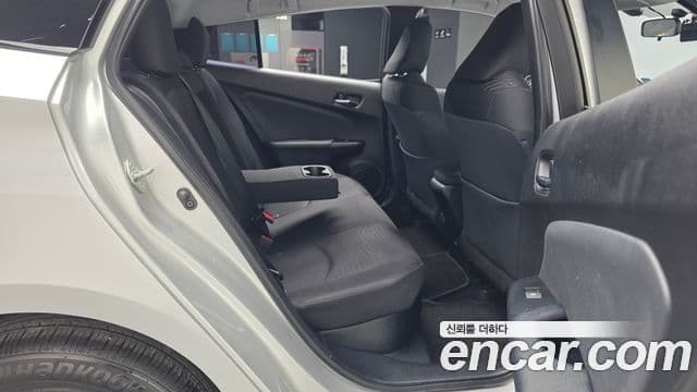 Toyota 프리우스 4세대 1.8 E, 2018 12