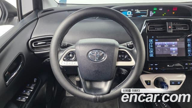 Toyota 프리우스 4세대 1.8 E, 2018 13