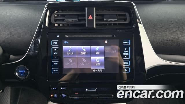 Toyota 프리우스 4세대 1.8 E, 2018 14