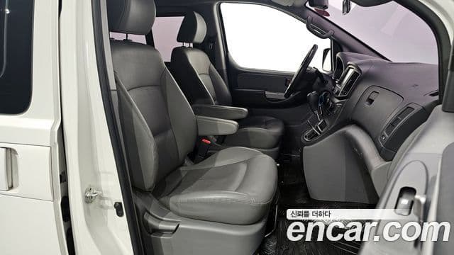 Hyundai The / новый New Grand Starex Modern, 2019 10