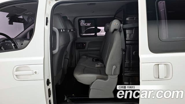 Hyundai The / новый New Grand Starex Modern, 2019 12