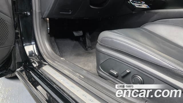 Hyundai Grandeur (GN7) Premium, 2023 17