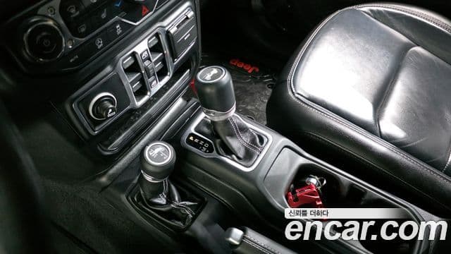 Jeep Wrangler (JL) 2.0 Overland Power top 4도어, 2021 9