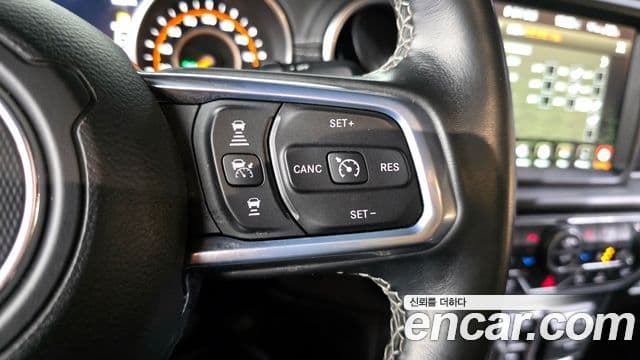 Jeep Wrangler (JL) 2.0 Overland Power top 4도어, 2021 17