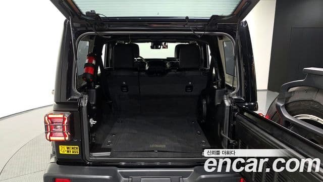 Jeep Wrangler (JL) 2.0 Overland Power top 4도어, 2021 20