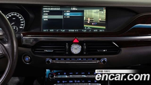 Genesis EQ900 Prestige, 2016 17