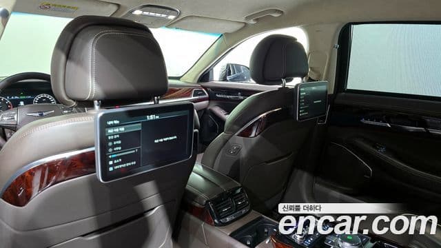 Genesis EQ900 Prestige, 2016 19