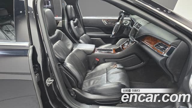 Lincoln Continental 10세대, 2019 10