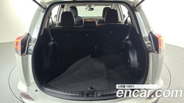 Toyota RAV4 4세대, 2017 20