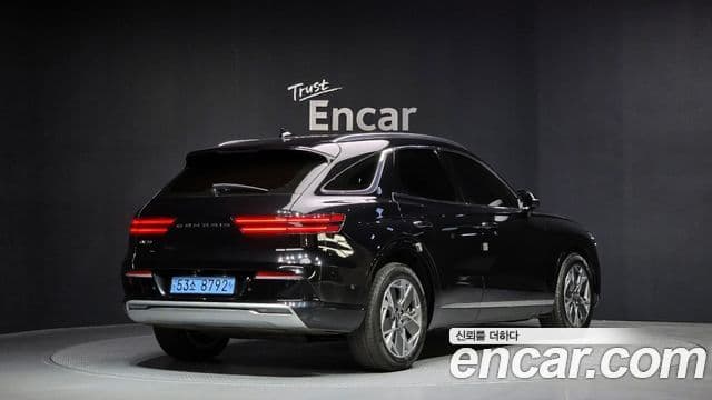 Genesis electrified GV70 e-AWD, 2022 2