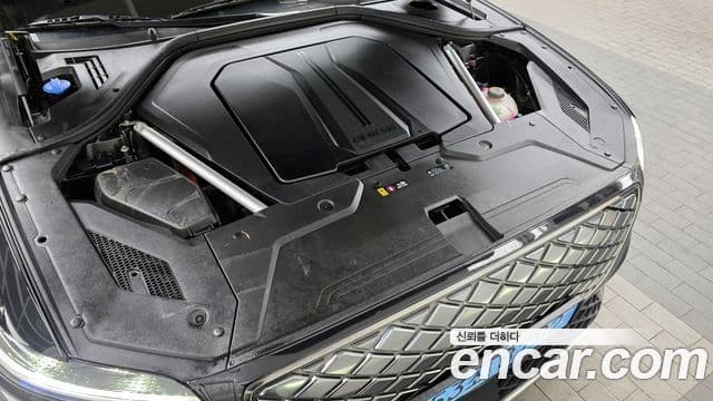 Genesis electrified GV70 e-AWD, 2022 6