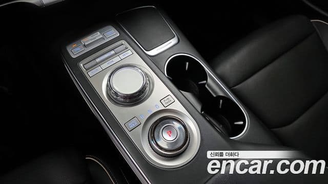 Genesis electrified GV70 e-AWD, 2022 9