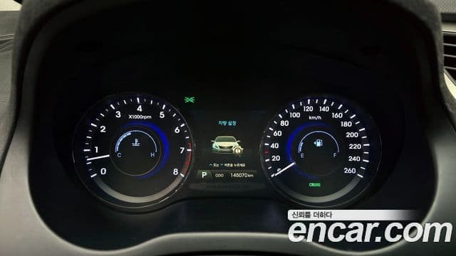 Hyundai Grandeur HG Premium, 2014 8