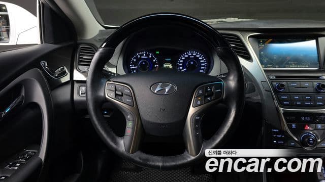 Hyundai Grandeur HG Premium, 2014 13