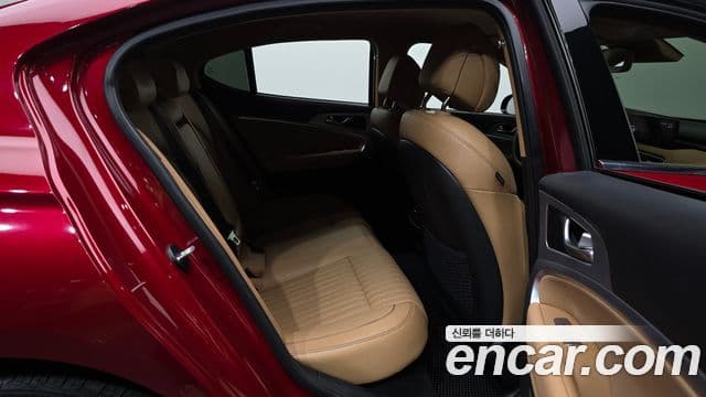 Genesis The / новый New G70, 2022 12