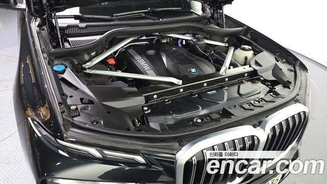 BMW X7 (G07) xDrive 40i Design Pure Excellence 6인승, 2024 6
