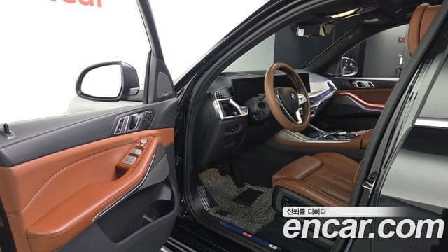 BMW X7 (G07) xDrive 40i Design Pure Excellence 6인승, 2024 10