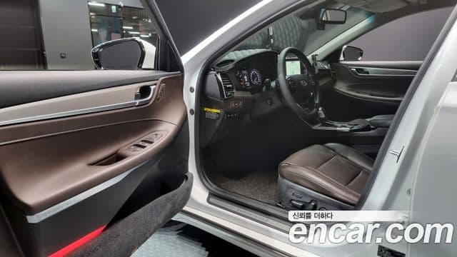 Hyundai Grandeur IG 3.3 Celebrity, 2019 11
