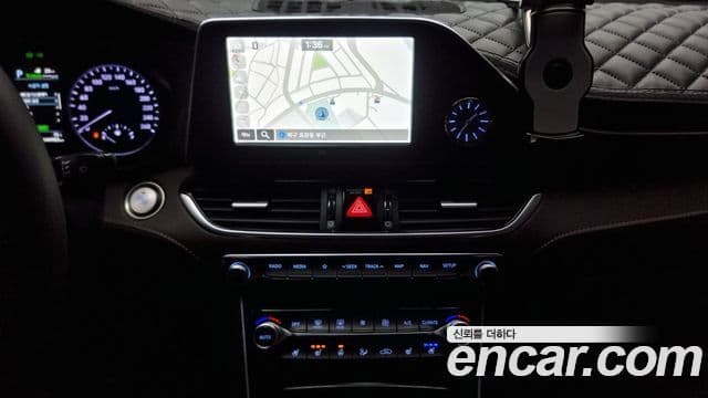 Hyundai Grandeur IG 3.3 Celebrity, 2019 15