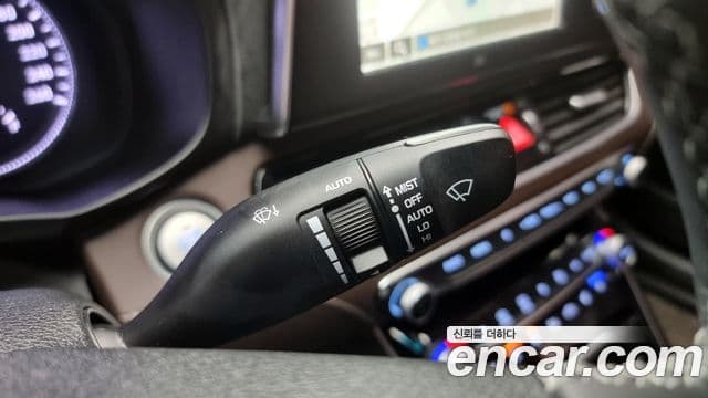 Hyundai Grandeur IG 3.3 Celebrity, 2019 17