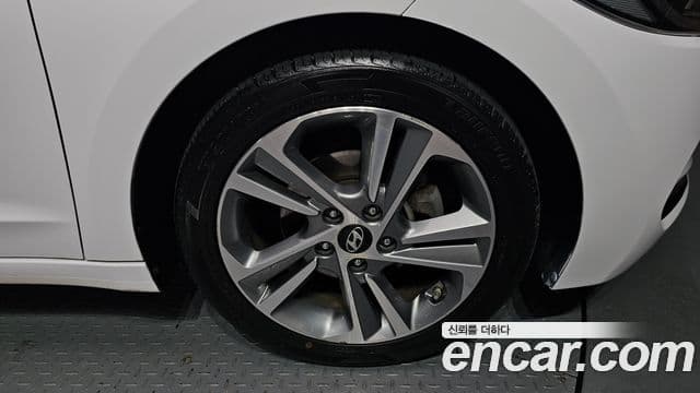 Hyundai Avante AD 1.6 GDI Value Plus, 2018 все фото