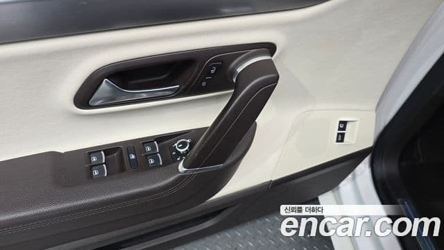 Volkswagen New CC 2.0 TDI BlueMotion, 2015 17