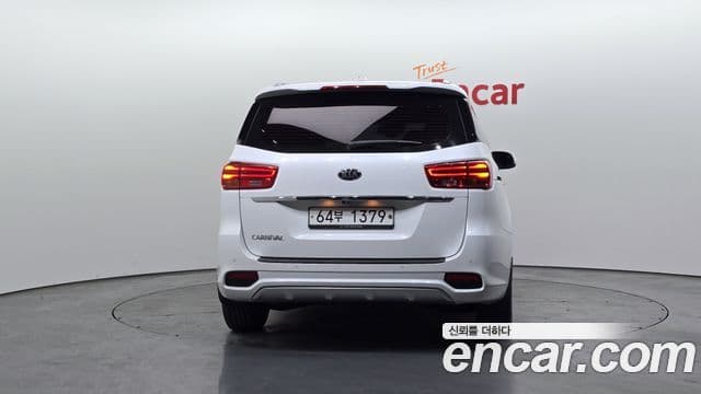 Kia The / новый New Carnival Special, 2019 4