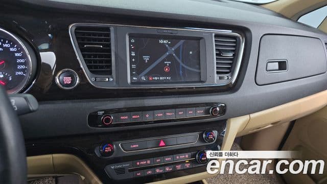 Kia The / новый New Carnival Special, 2019 15